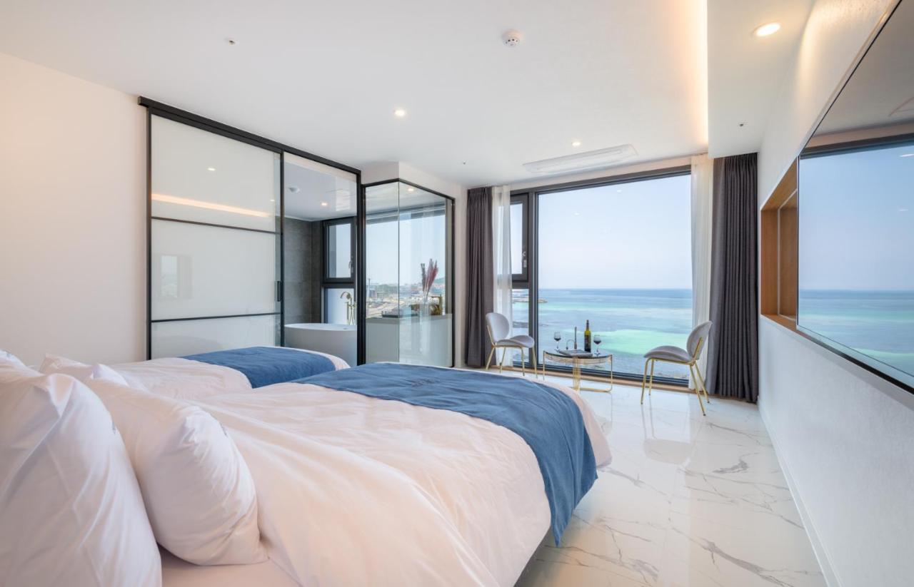 Hotel Mer Bleue Чеджудо Экстерьер фото