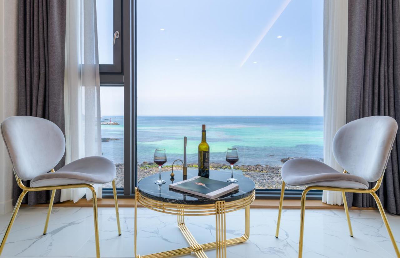 Hotel Mer Bleue Чеджудо Экстерьер фото