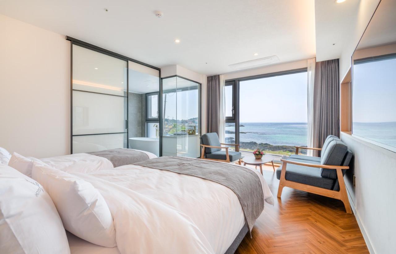 Hotel Mer Bleue Чеджудо Экстерьер фото