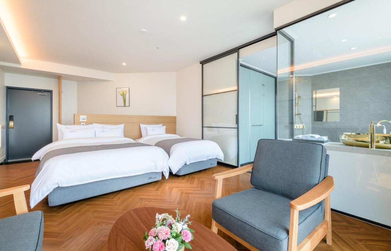 Hotel Mer Bleue Чеджудо Экстерьер фото